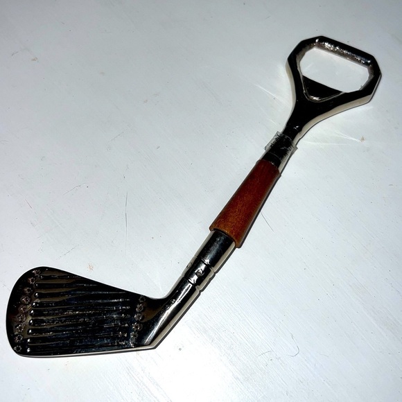 3/$25 🍄 Two’s Co. Golf Club Bottle Opener - Picture 4 of 4